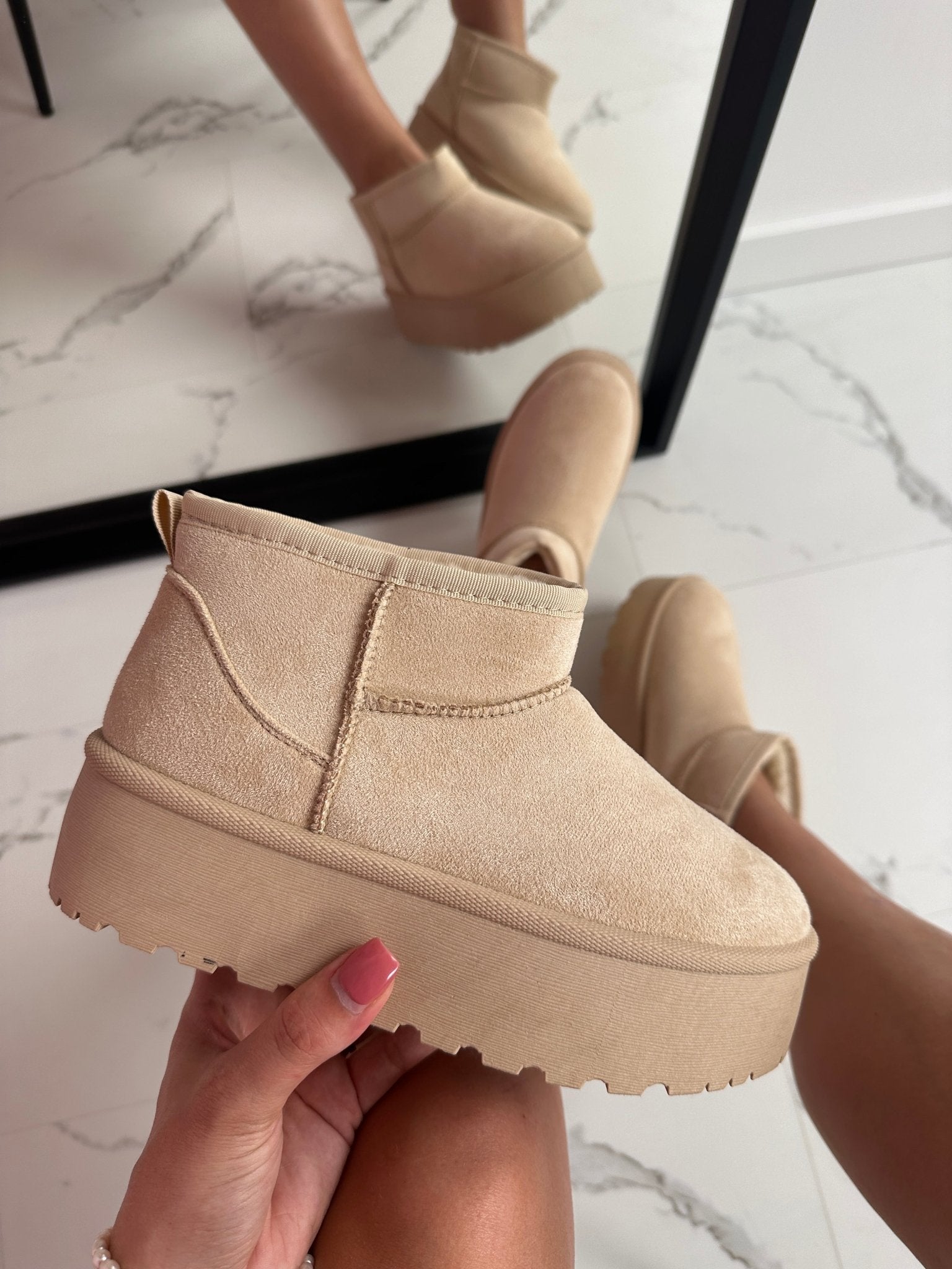 Judith | Beige Boots